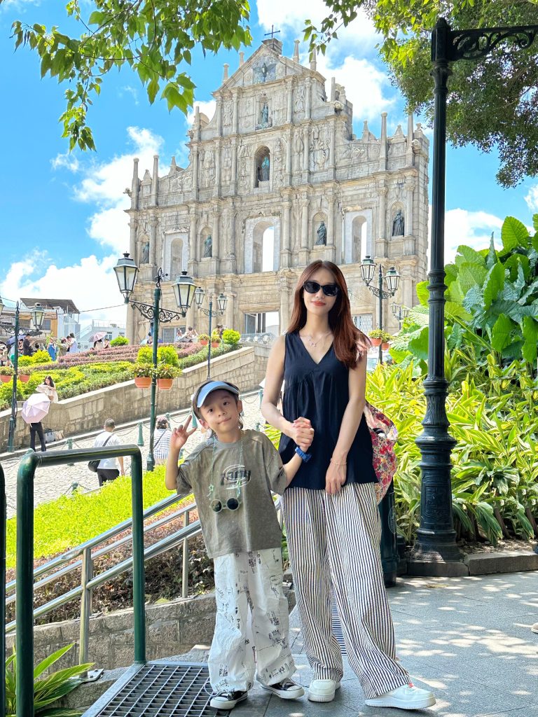 Family at Ruins of St. Paul's