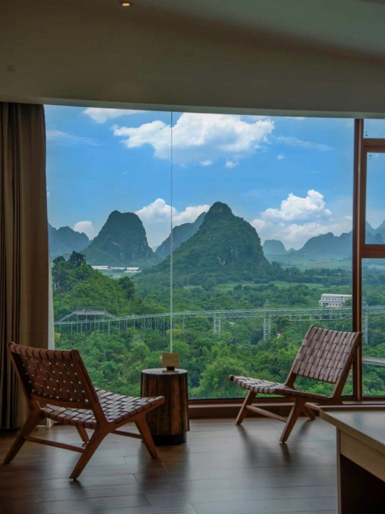 Qingxiu Mountain gardens