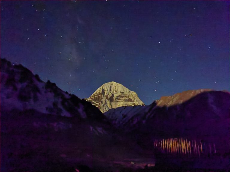 Tibet high altitude trekking final sunset