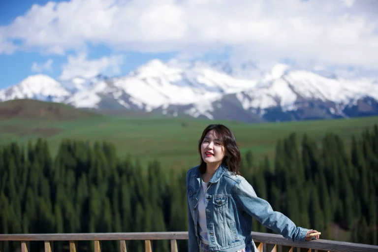 Xinjiang self-drive adventure mountain vista