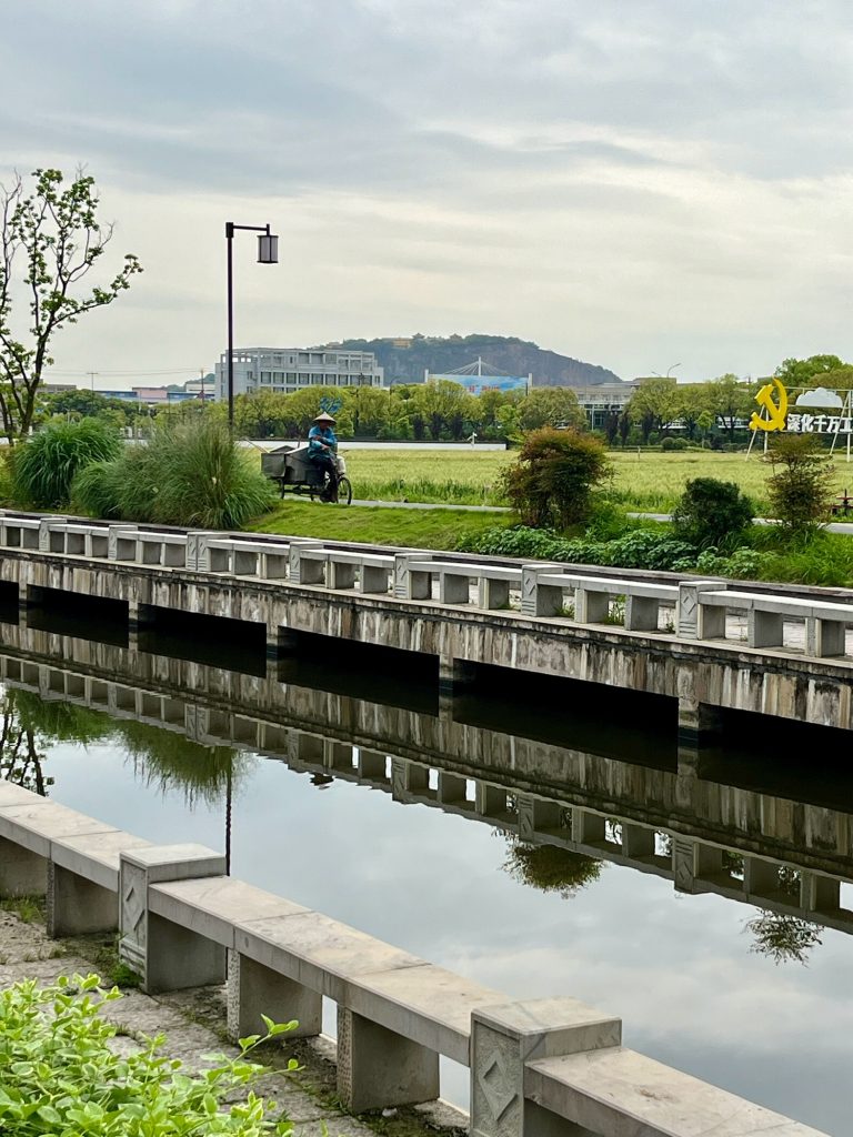 Zhejiang digital nomad creative workspace at Lishui 52 Hertz